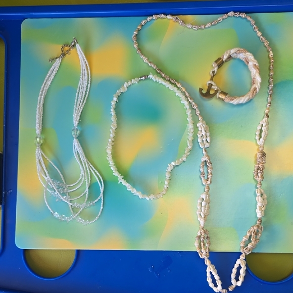 Striped Blue and White Clutch Bag With Matching Jewelry Bundle. All Included! - Picture 2 of 7